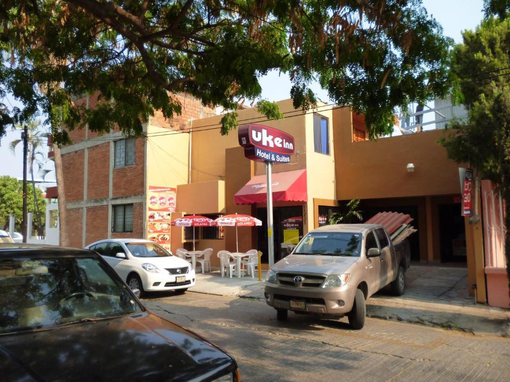 Uke Inn Hotel & Suites Xamaipak 图斯特拉古铁雷斯 外观 照片